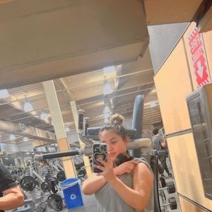 Meet your Posher, Mariza